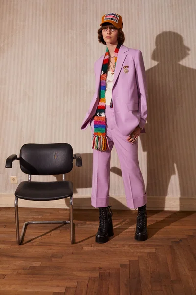Look 54